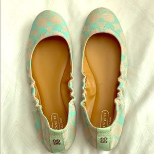 Cute Coach flats!